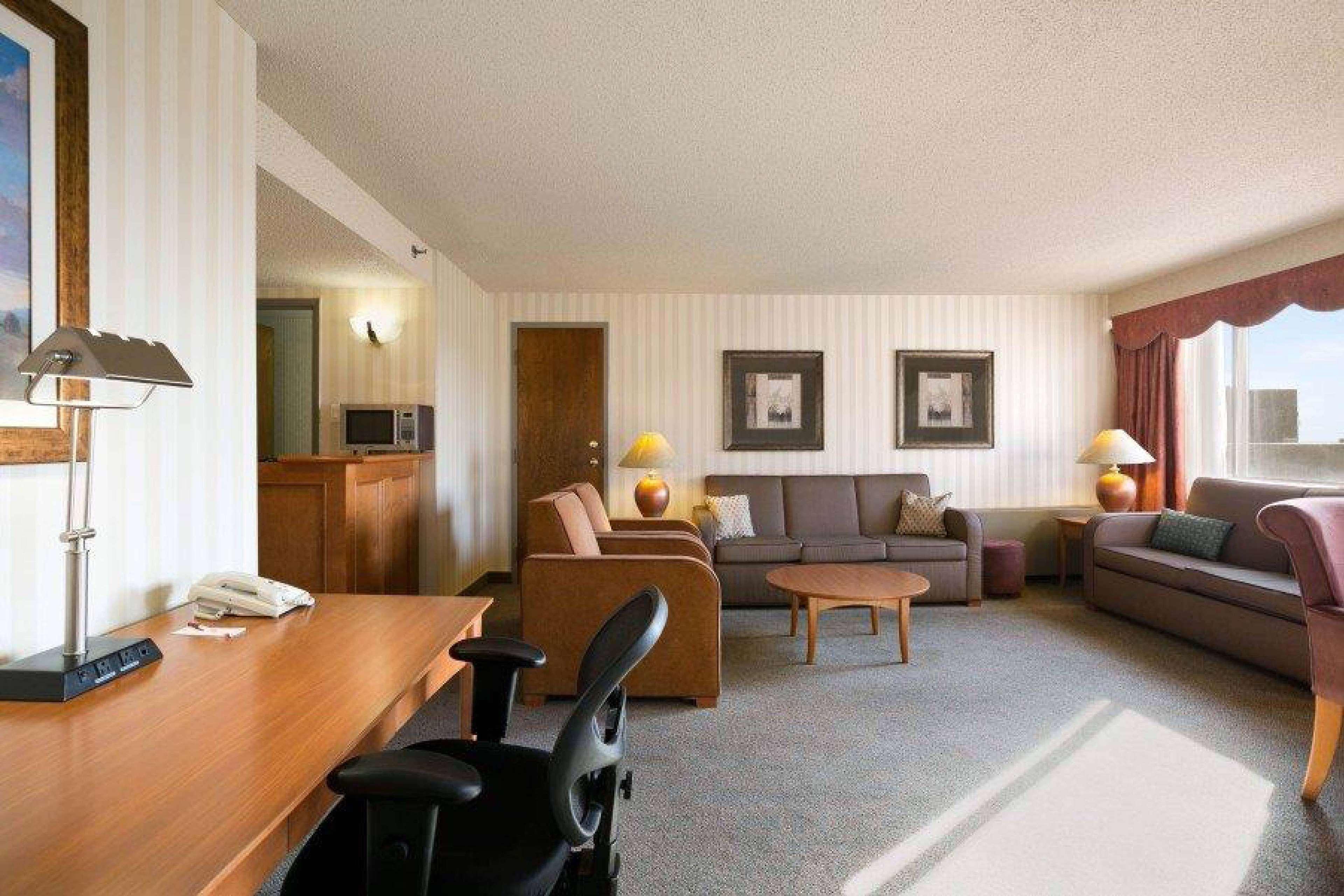 Ramada Plaza By Wyndham Regina Downtown Hotell Eksteriør bilde