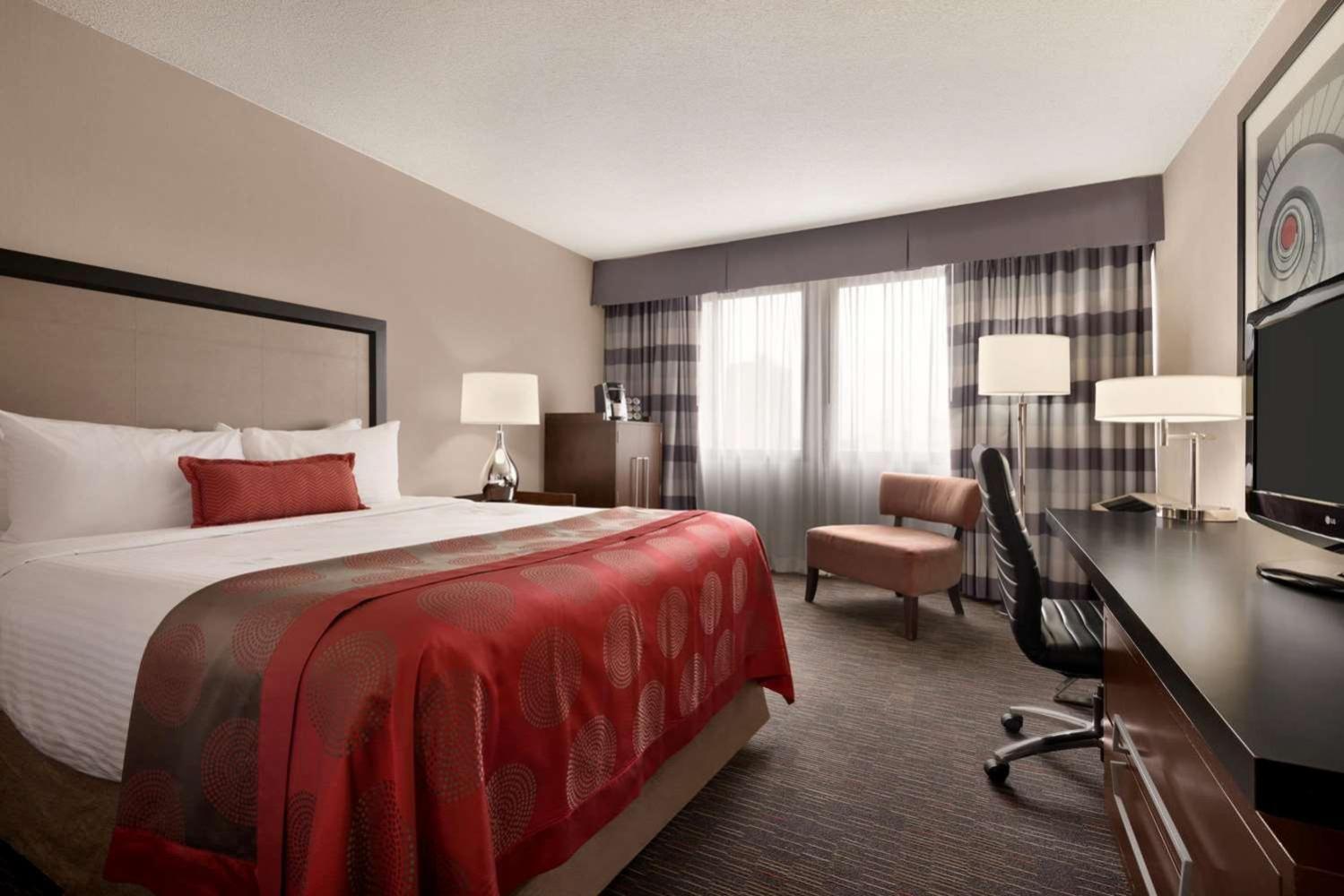 Ramada Plaza By Wyndham Regina Downtown Hotell Eksteriør bilde